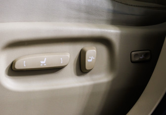 Подержанный автомобиль Lexus RX 2013 года (19 фото)