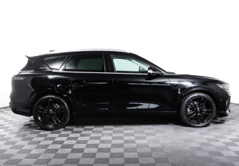 Подержанный автомобиль Voyah Free 2024 года (4 фото)