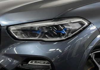 Подержанный автомобиль BMW X5 2020 года (8 фото)