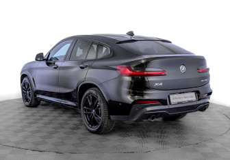 Подержанный автомобиль BMW X4 2021 года (7 фото)