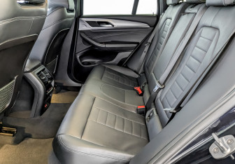 Подержанный автомобиль BMW X4 2020 года (12 фото)