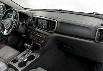 Подержанный автомобиль Kia Sportage 2019 года (19 фото)