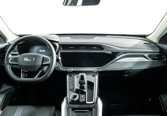 Подержанный автомобиль Geely Atlas Pro 2023 года (8 фото)