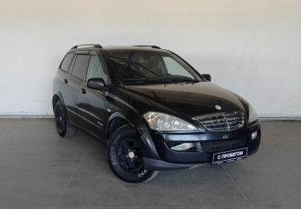 Подержанный автомобиль SsangYong Kyron 2011 года (3 фото)