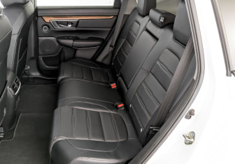 Подержанный автомобиль Honda CR-V 2018 года (12 фото)