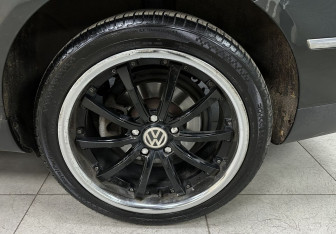 Подержанный автомобиль Volkswagen Passat Sedan 2008 года (9 фото)