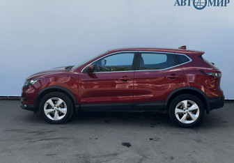 Подержанный автомобиль Nissan Qashqai 2019 года (5 фото)