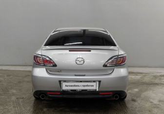 Подержанный автомобиль Mazda 6 Sedan 2010 года (6 фото)