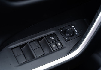 Новый Toyota RAV4 2025 (24 фото)