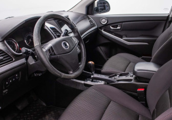Подержанный автомобиль SsangYong Actyon 2014 года (10 фото)