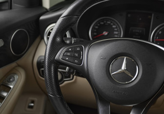 Подержанный автомобиль Mercedes-Benz GLC Coupe 2019 года (16 фото)