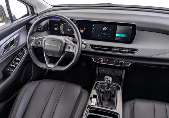 Подержанный автомобиль BAIC U5 Plus 2024 года (30 фото)