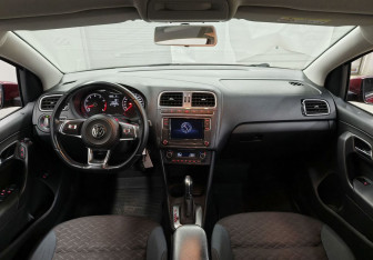 Подержанный автомобиль Volkswagen Polo Sedan 2019 года (11 фото)