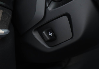 Подержанный автомобиль BMW X7 2021 года (23 фото)