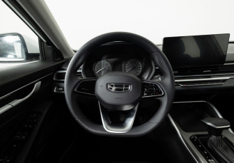 Подержанный автомобиль Geely Emgrand 2023 года (8 фото)