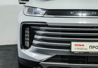 Подержанный автомобиль Exeed TXL 2022 года (21 фото)