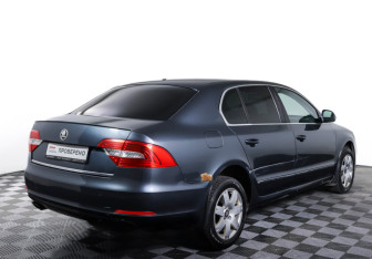 Подержанный автомобиль Skoda Superb Liftback 2014 года (5 фото)