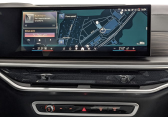 Подержанный автомобиль BMW X5 2024 года (17 фото)