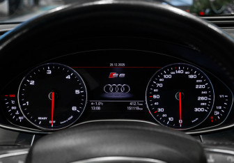 Подержанный автомобиль Audi A6 Sedan 2018 года (27 фото)