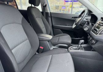 Подержанный автомобиль Hyundai Creta 2016 года (10 фото)