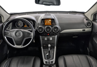 Подержанный автомобиль Opel Antara 2014 года (14 фото)