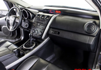 Подержанный автомобиль Mazda CX-7 2011 года (9 фото)