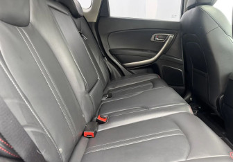 Подержанный автомобиль FAW Besturn X80 2018 года (11 фото)