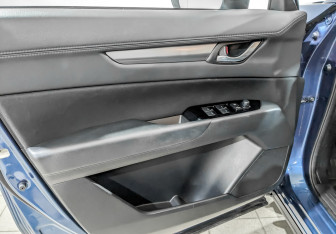 Подержанный автомобиль Mazda CX-5 2019 года (18 фото)