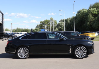 Новый Hongqi H9 2023 (4 фото)