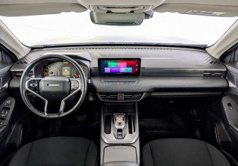 Подержанный автомобиль Haval Jolion 2022 года (14 фото)