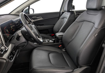 Подержанный автомобиль Kia Sportage 2024 года (20 фото)