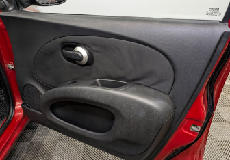 Подержанный автомобиль Nissan Micra Hatchback 2009 года (20 фото)