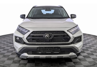 Новый Toyota RAV4 2025 (5 фото)