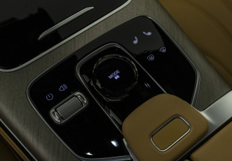 Подержанный автомобиль Jaecoo J8 2024 года (17 фото)