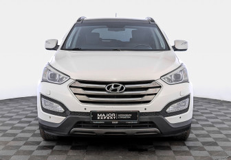 Подержанный автомобиль Hyundai Santa Fe 2012 года (2 фото)