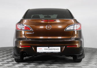 Подержанный автомобиль Mazda 3 Sedan 2012 года (6 фото)