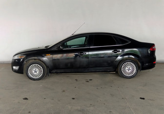 Подержанный автомобиль Ford Mondeo Sedan 2009 года (7 фото)
