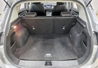 Подержанный автомобиль Geely Coolray 2022 года (10 фото)