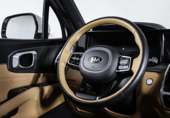 Подержанный автомобиль Kia Sorento 2021 года (17 фото)