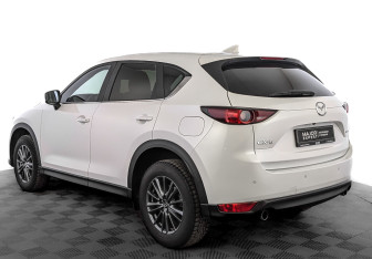 Подержанный автомобиль Mazda CX-5 2021 года (7 фото)
