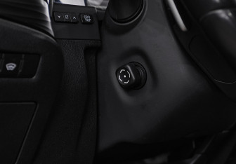 Подержанный автомобиль Lexus ES 2020 года (11 фото)