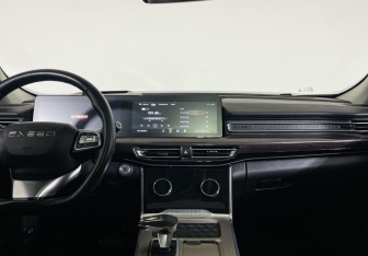 Подержанный автомобиль Exeed VX 2022 года (12 фото)