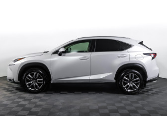 Подержанный автомобиль Lexus NX 2017 года (8 фото)