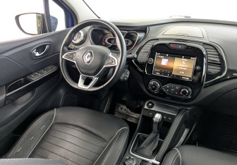 Подержанный автомобиль Renault Kaptur 2020 года (29 фото)