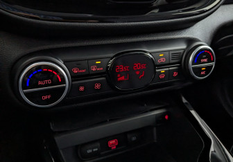 Подержанный автомобиль Kia Soul 2022 года (27 фото)