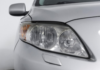 Подержанный автомобиль Toyota Corolla Sedan 2007 года (20 фото)
