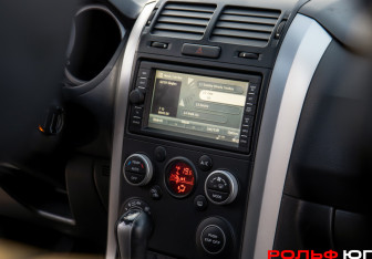 Подержанный автомобиль Suzuki Grand Vitara 2008 года (12 фото)