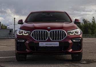 Подержанный автомобиль BMW X6 2020 года (5 фото)