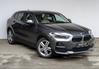 Подержанный автомобиль BMW X2 2020 года (3 фото)