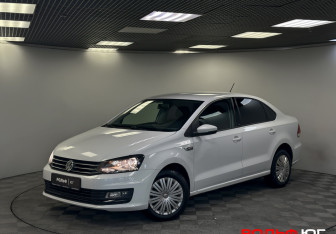 Подержанный автомобиль Volkswagen Polo Sedan 2016 года (21 фото)